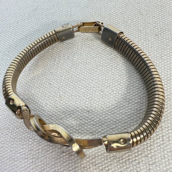 Brookcraft Knot Bracelet Signed Gold-Tone Vintage - Picture 7 of 9